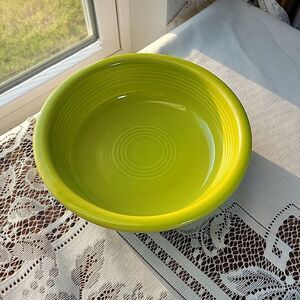 Fiesta Lemongrass Green Classic Rim Bowl 19 Oz Cereal Soup 6.875" HLC Retired